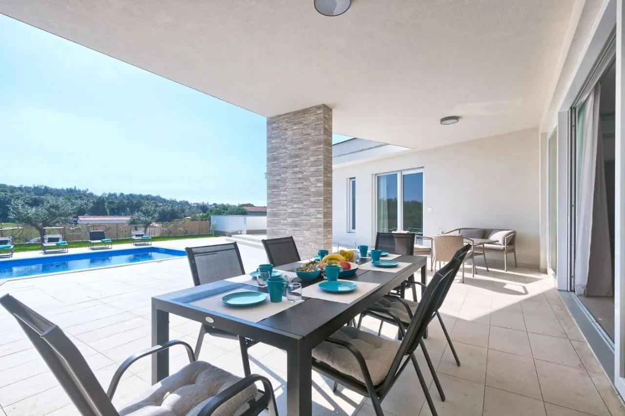 Aura Vila PUY Villa