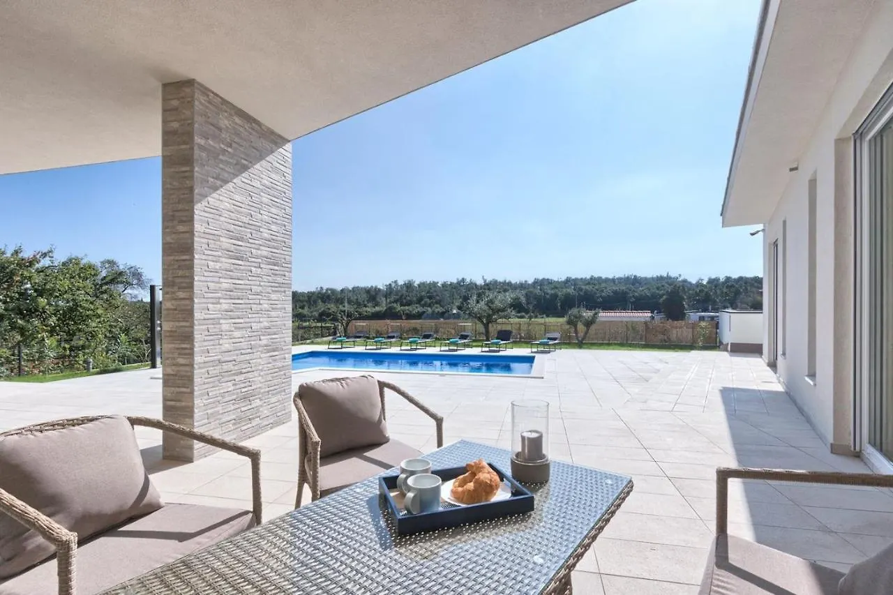 Aura Villa Pula Croatia