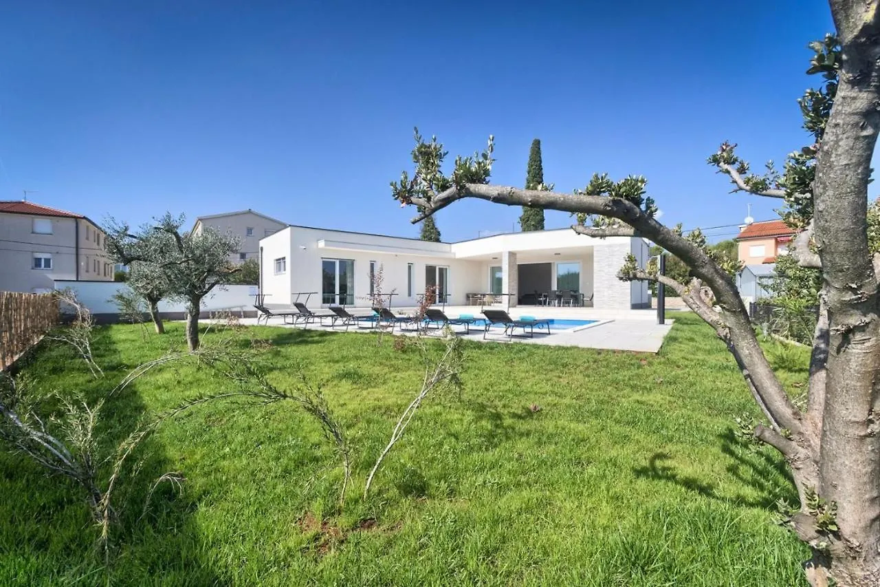 Aura Villa Pula Croatia