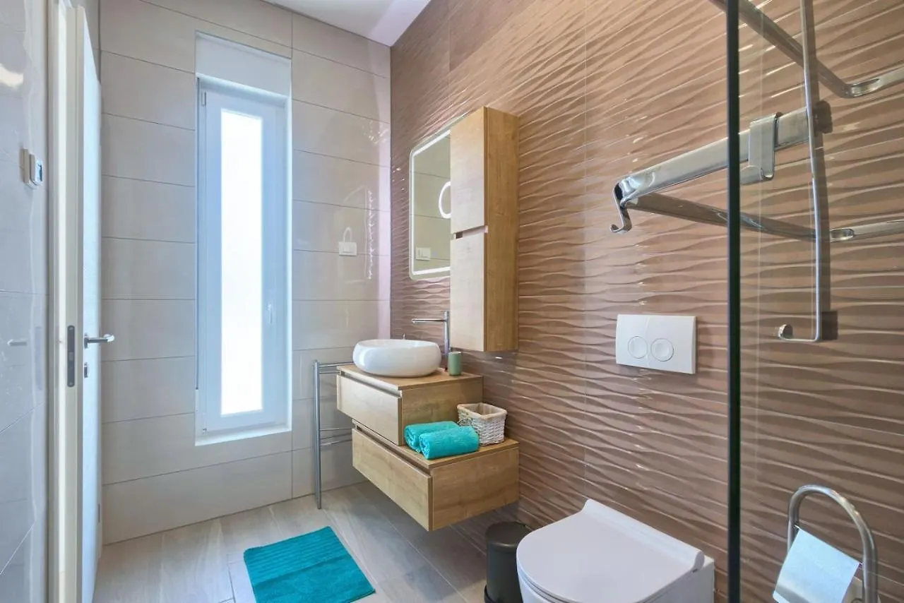 Aura Villa Pula Croatia